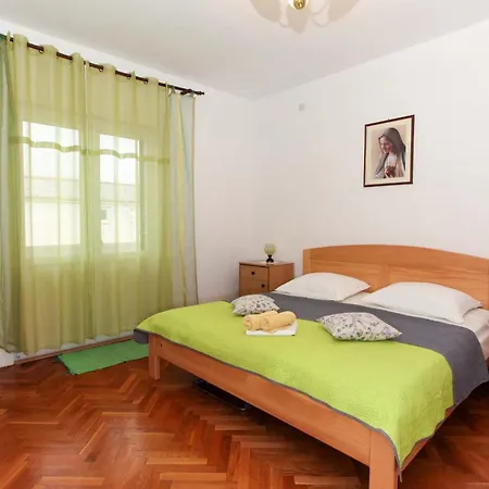 Mila Apartment *