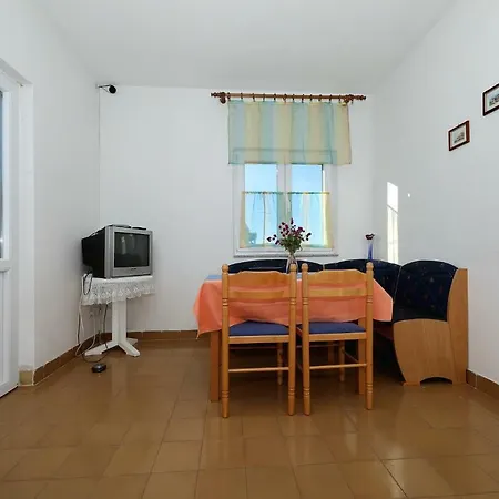 Mila Apartment Pag Town